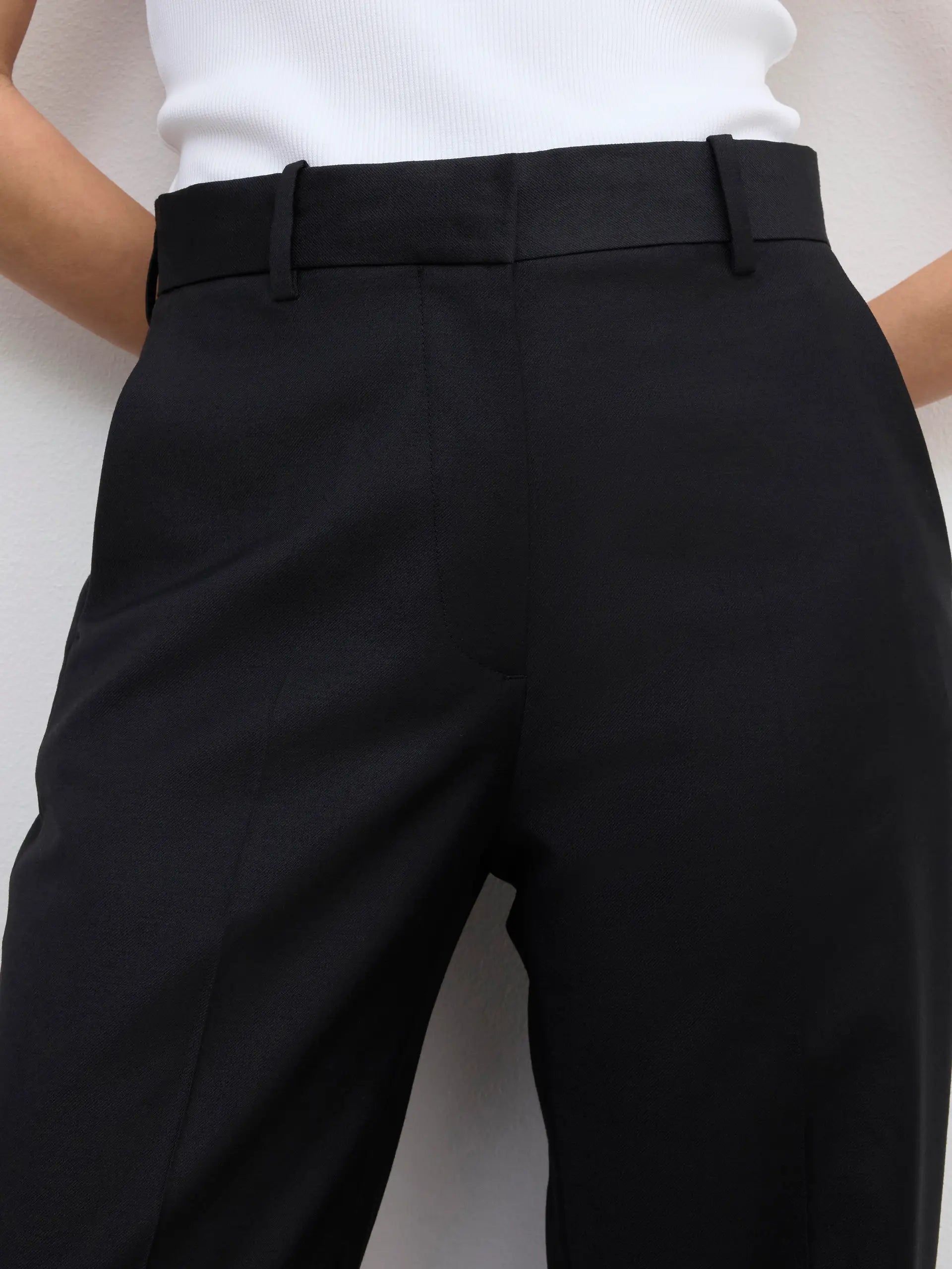 CLASSIC SUIT TROUSER: BLACK