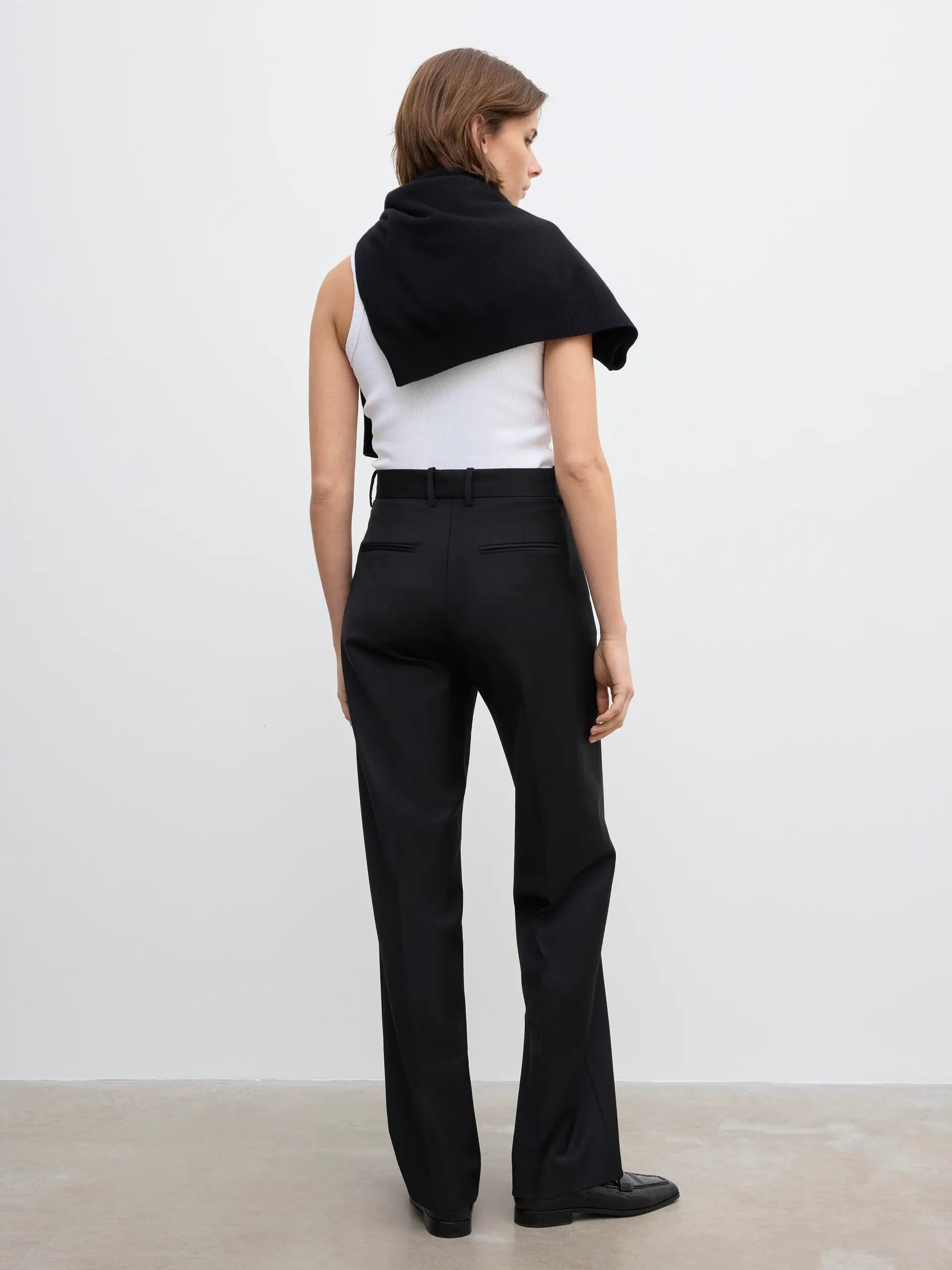 CLASSIC SUIT TROUSER: BLACK