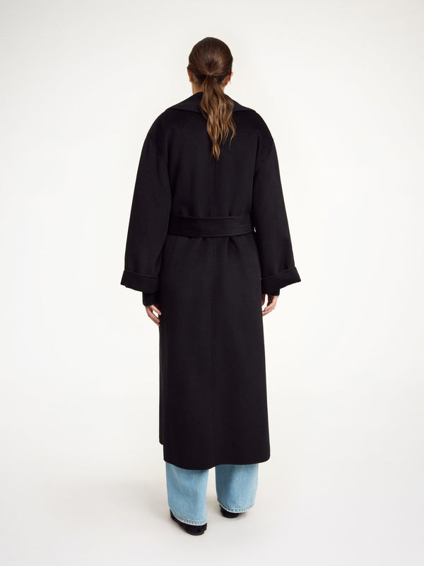 Trullem wool coat: Black