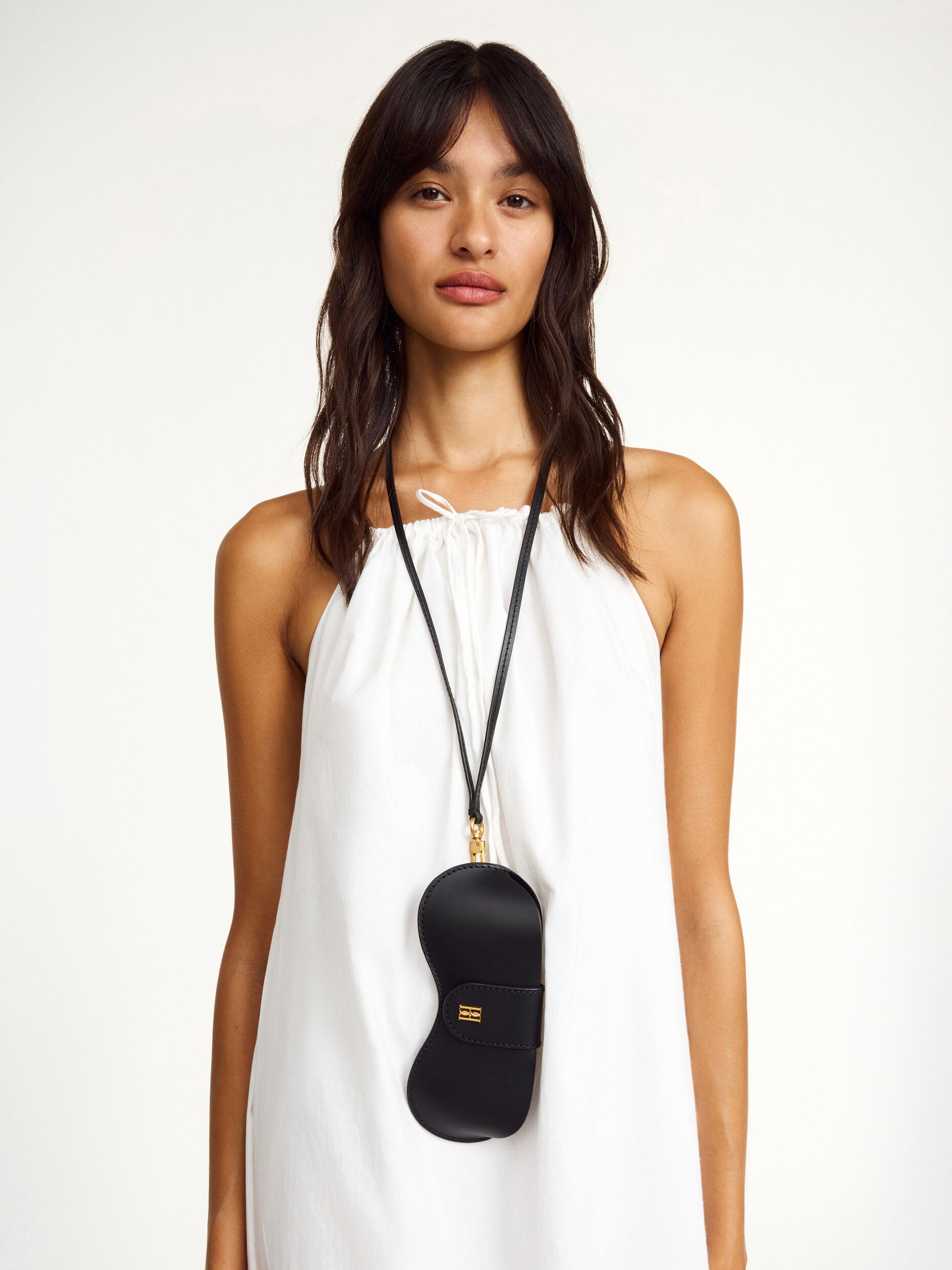 Aya Sunny Sunglasses Leather Case: Black