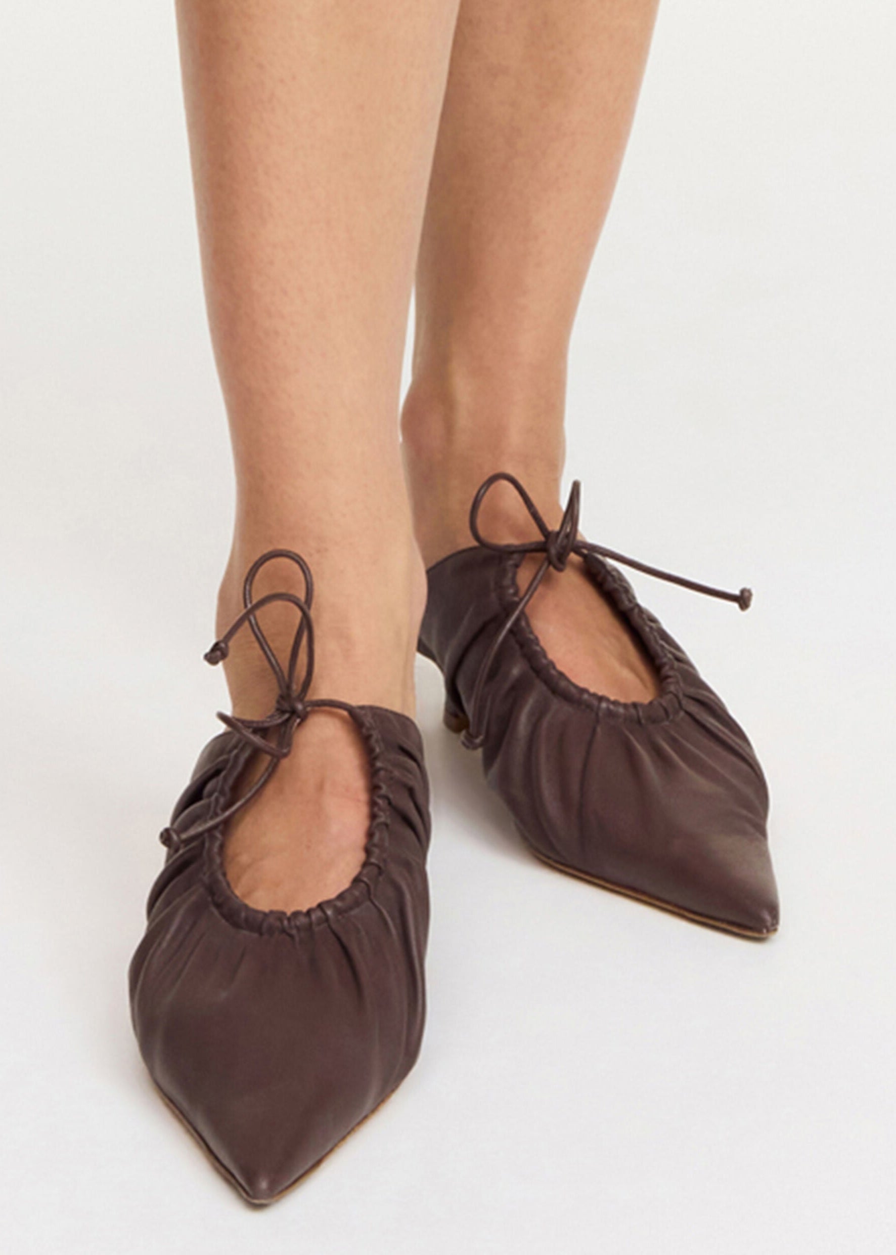 MASEY LEATHER MULES: CARAFE