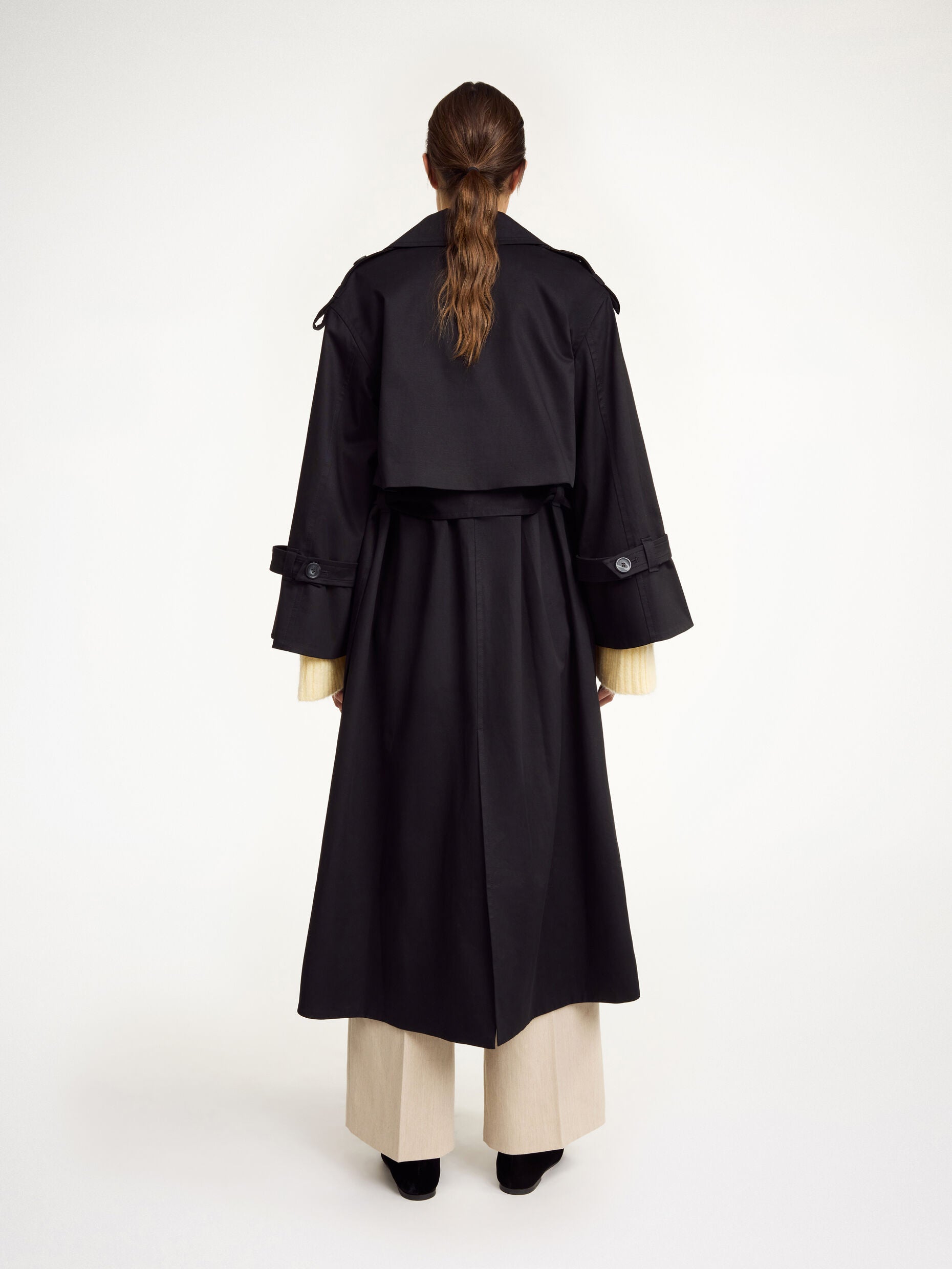 Alaya trench coat: black