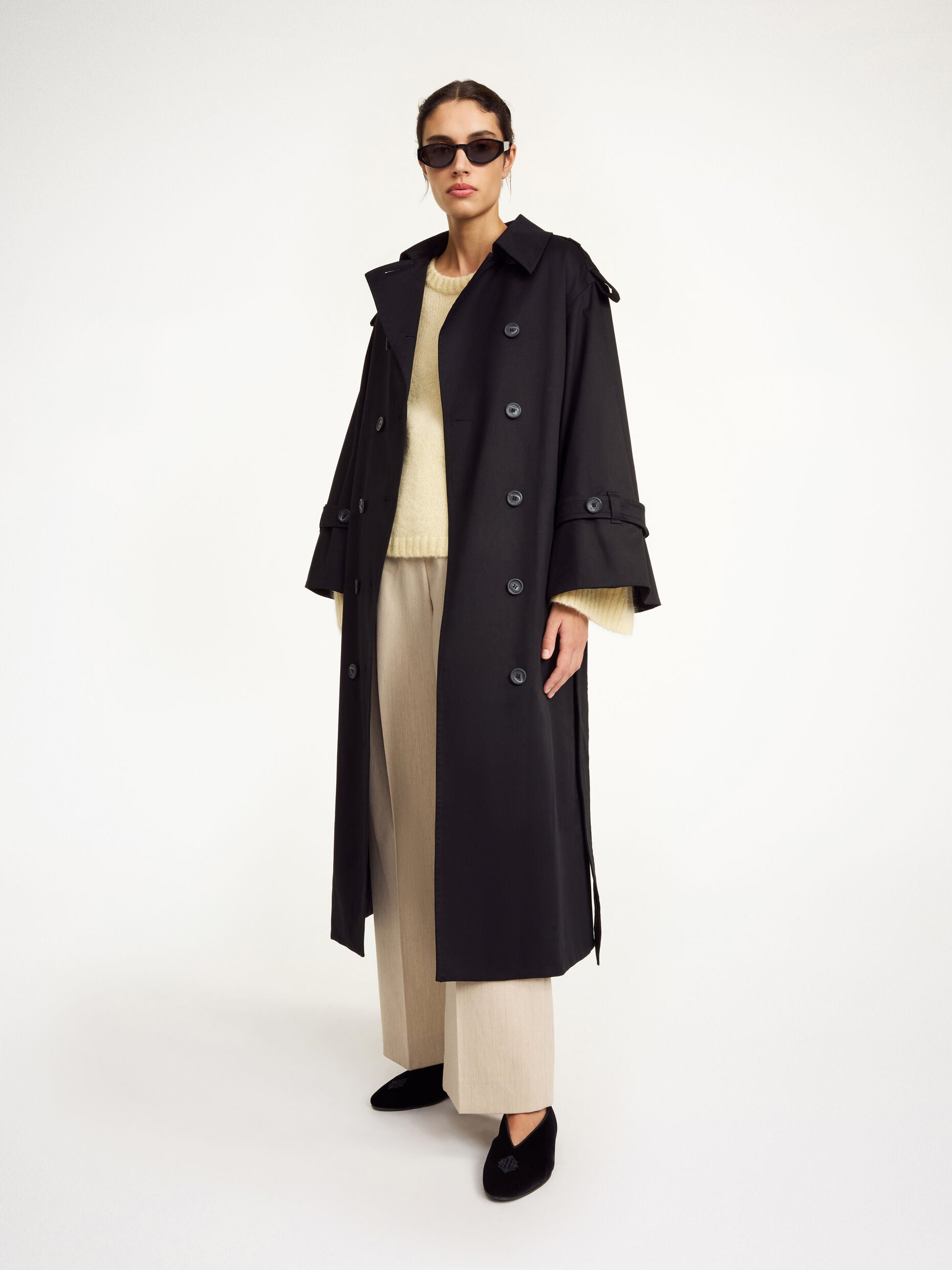 Alaya trench coat: black