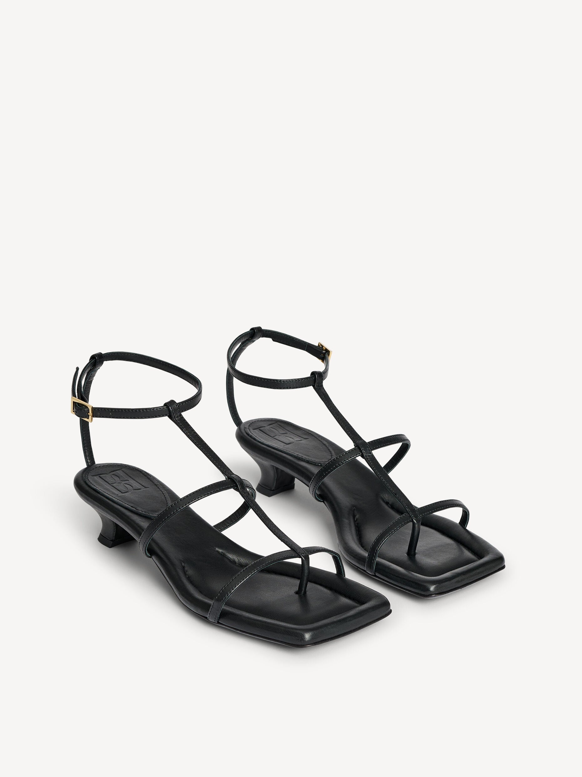 TEVA LEATHER SANDALS: BLACK