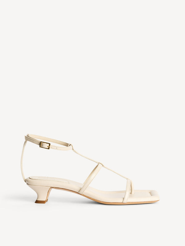 TEVA LEATHER SANDALS: SAND