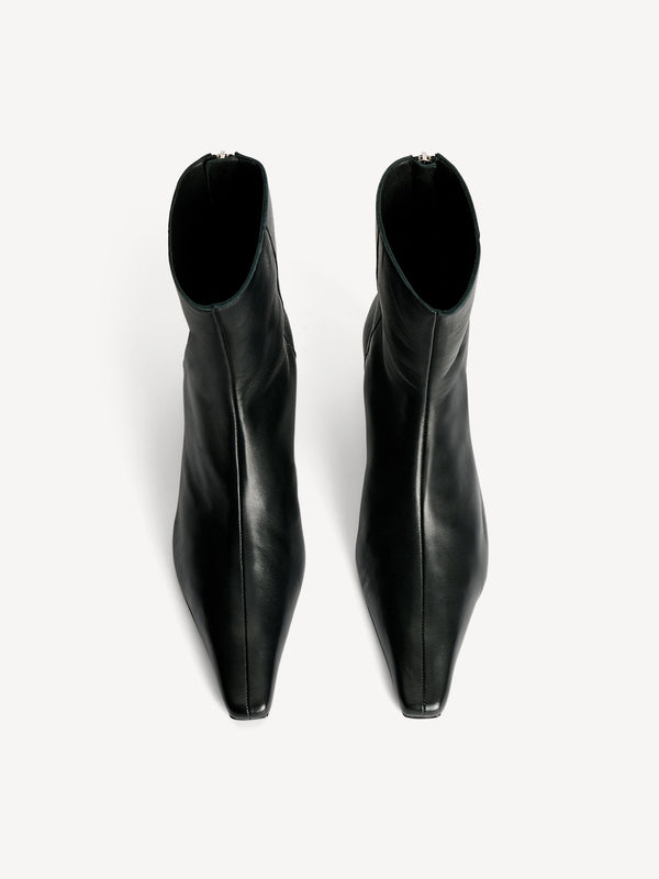 Micella boots: Black