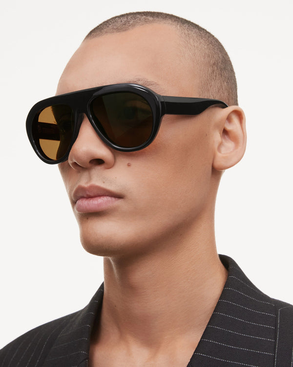 Tony Sunglass: Black