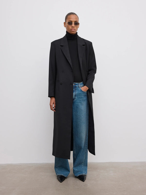 Long tailored blazer: black