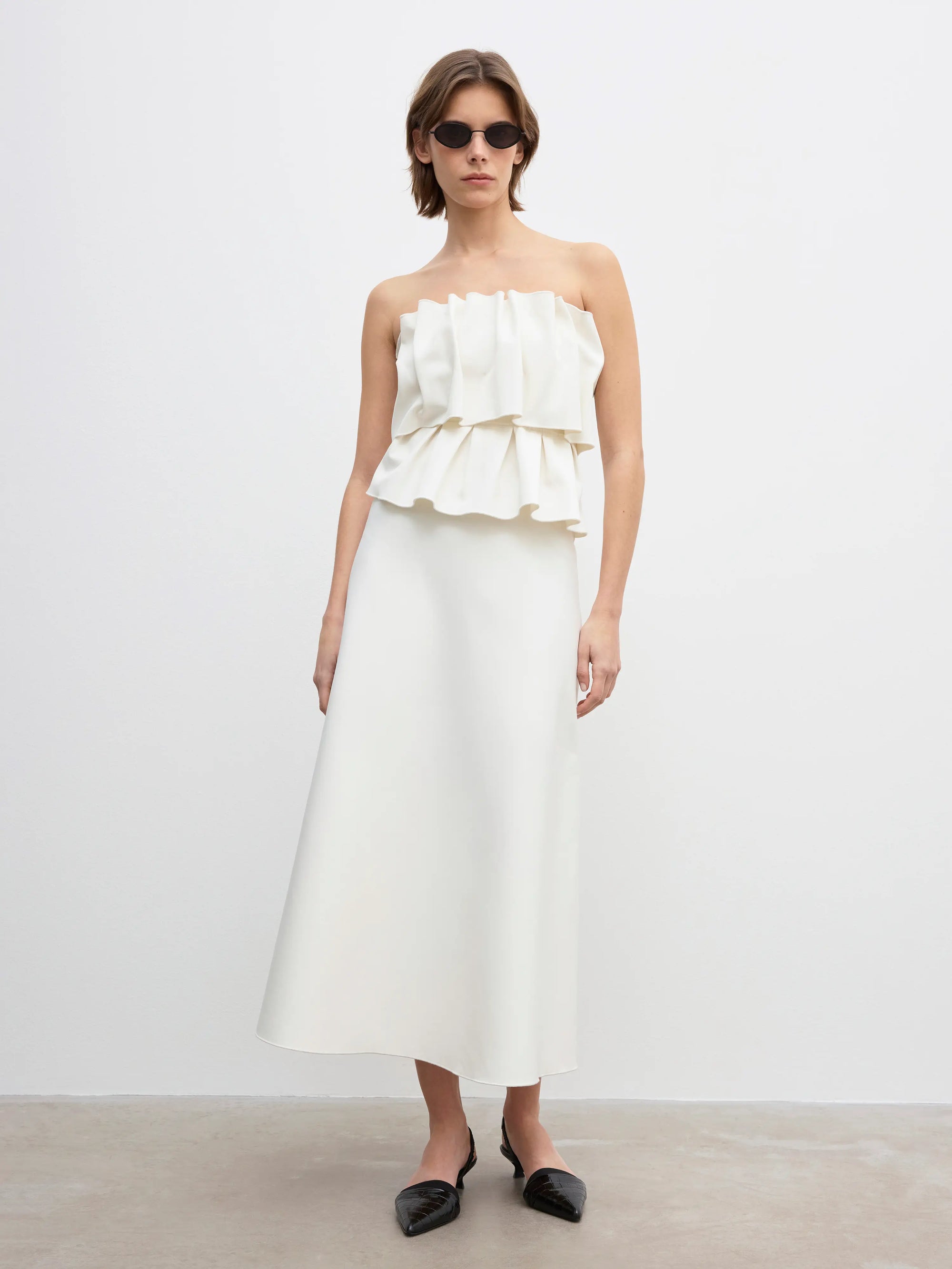 Sculpted Tube Dress: White