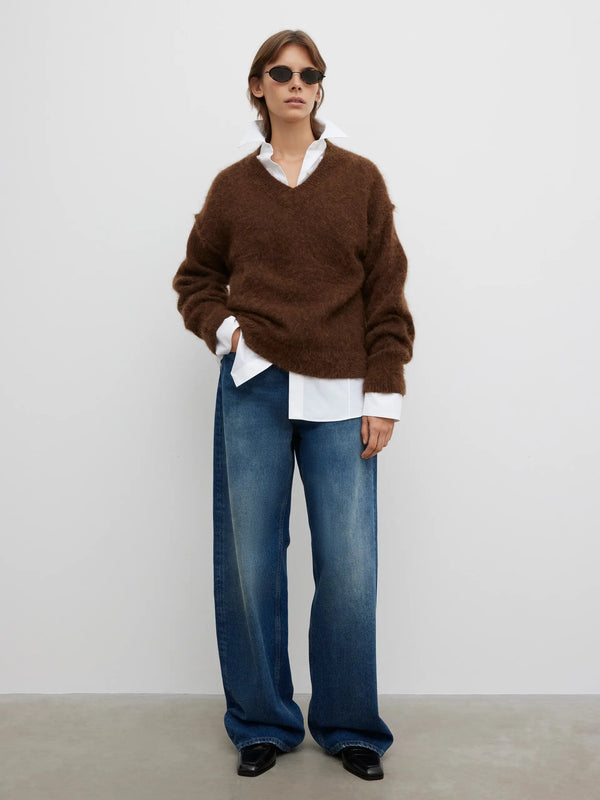 V-NECK ALPACA KNIT: TOBACCO BROWN
