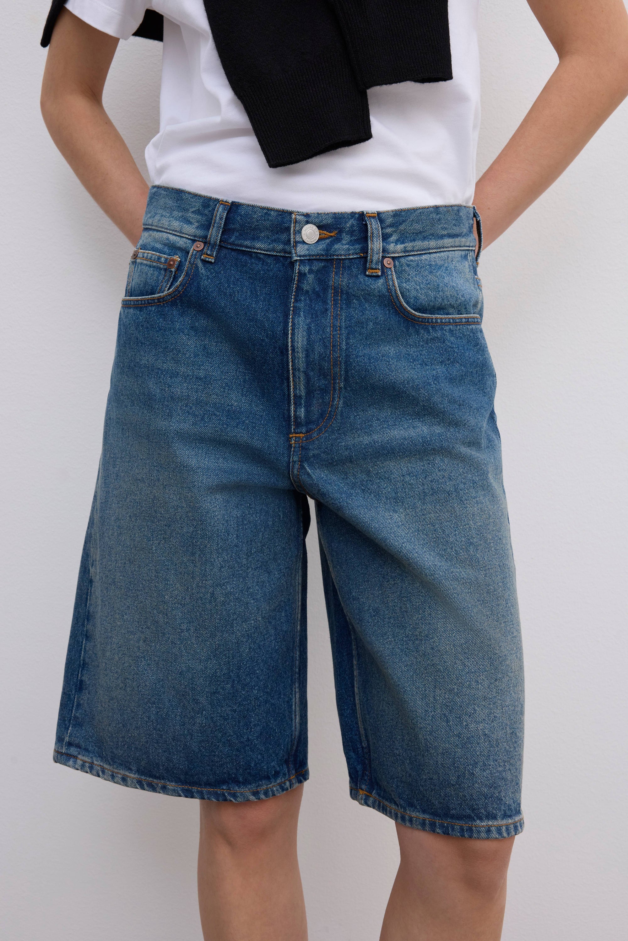 Baggy Fit Short: Vintage Blue