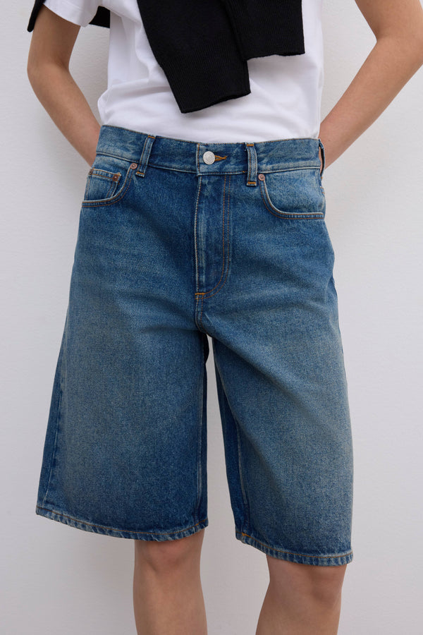 Baggy Fit Short: Vintage Blue