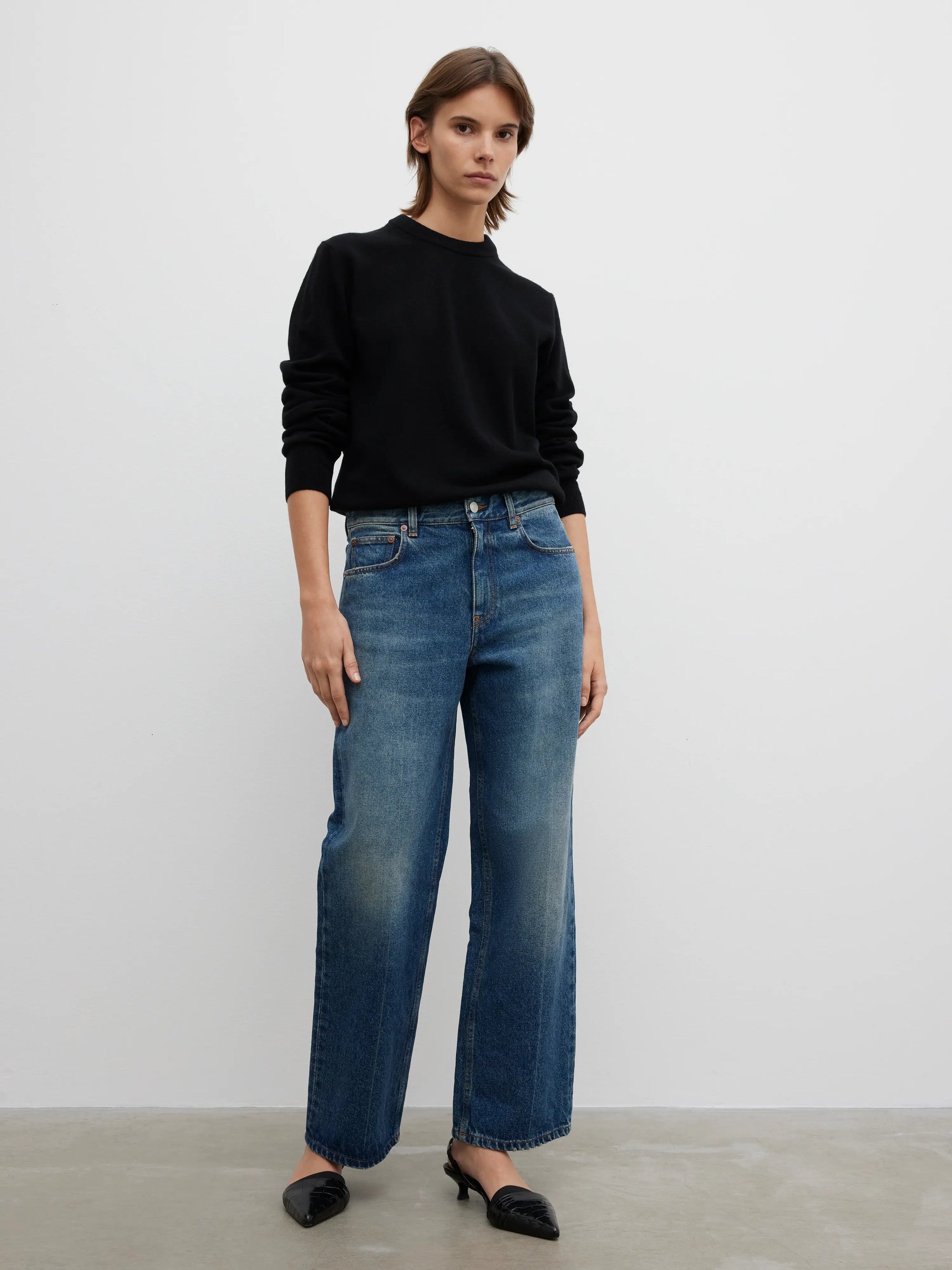 Cropped Denim: Vintage Blue