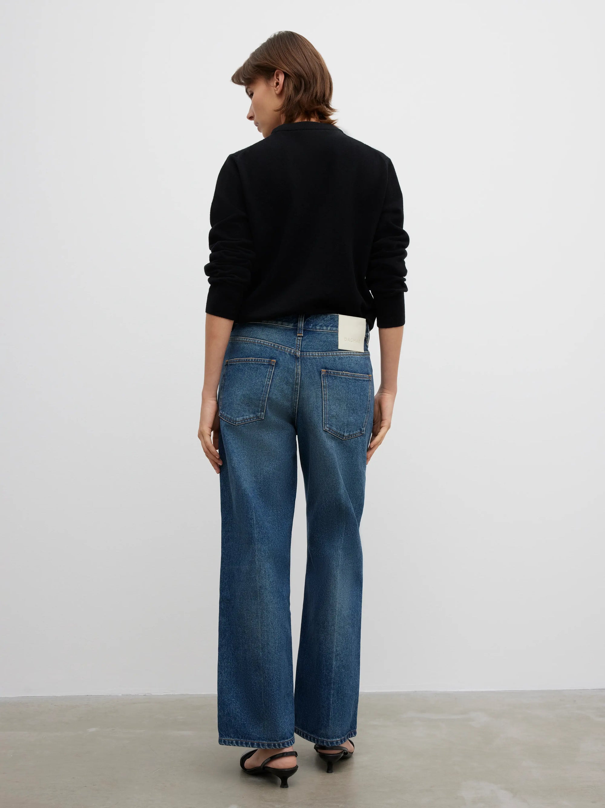 Cropped Denim: Vintage Blue