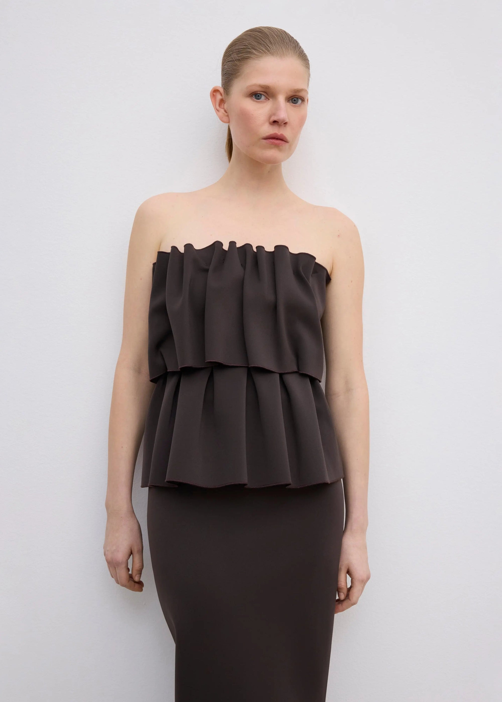 SCULPTED SLIM DRESS: CHOCOLATE BROWN