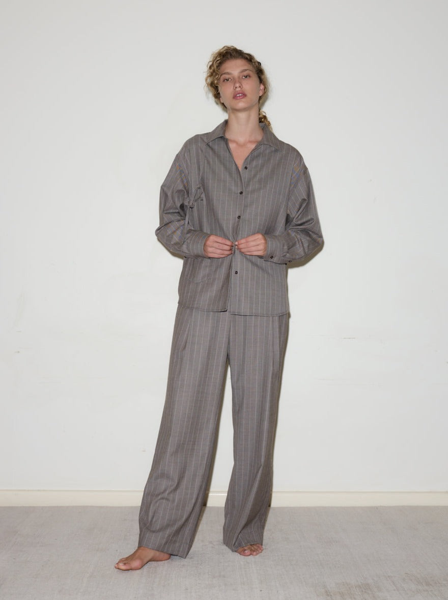 TWIN BUTTON PANT: PINSTRIPE BARK