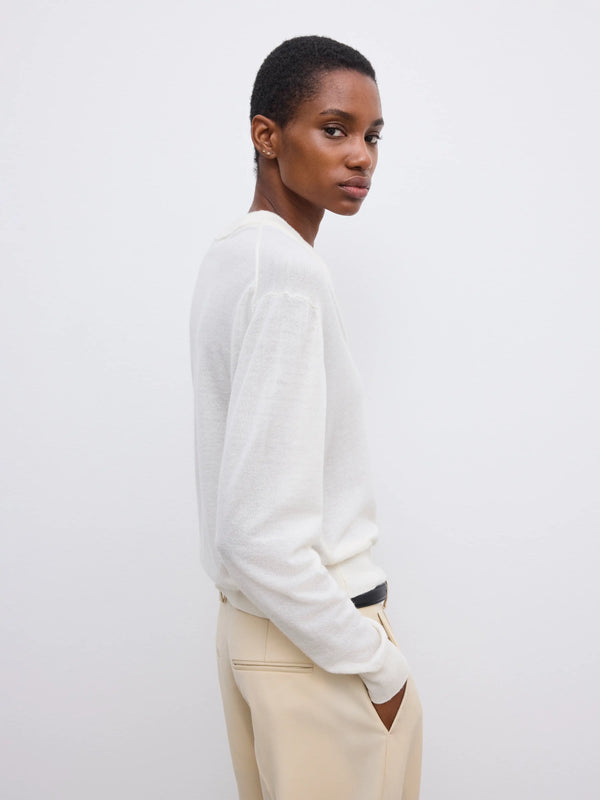 Cashmere v-neck knit: Cream White