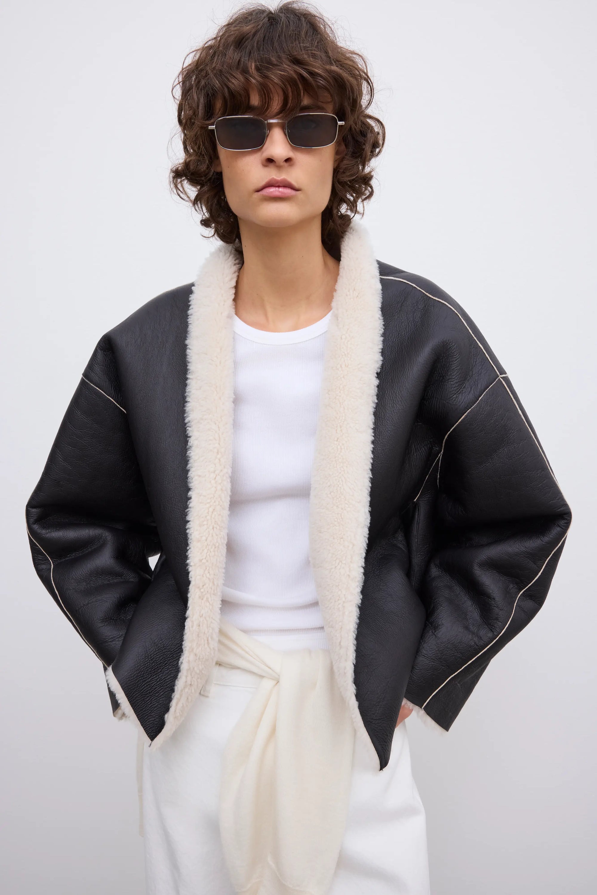 Reversible Short Shearling Jacket: Cream White