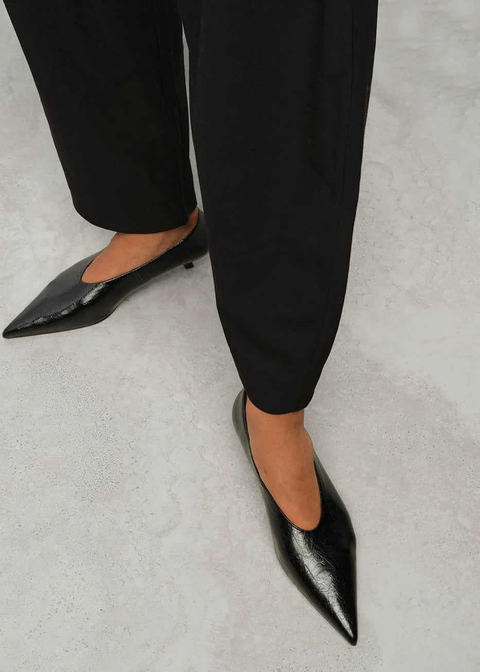 Lani Pump: Black Crinkle
