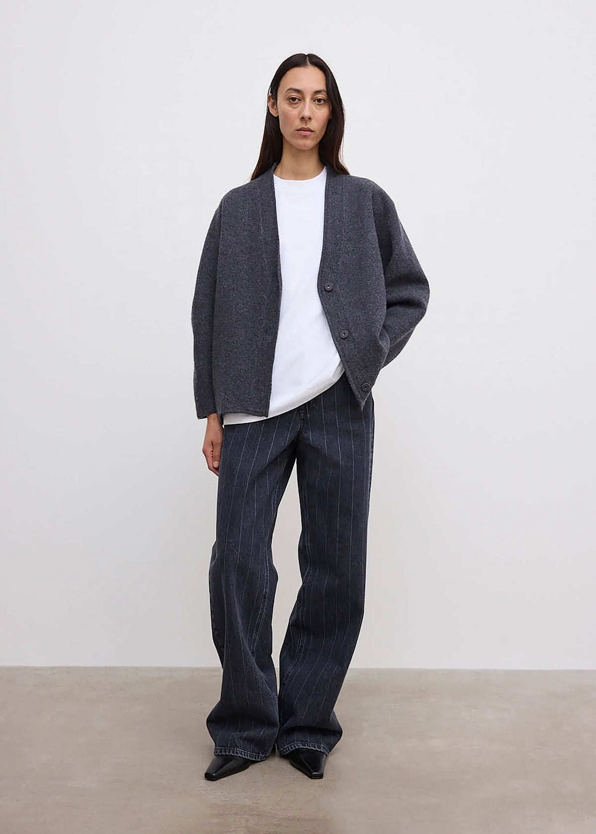 Long Wool Cardigan: Anthracite Grey