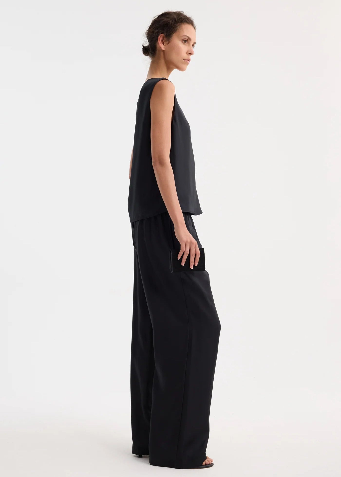 WIDE LEG SILK TROUSERS: BLACK