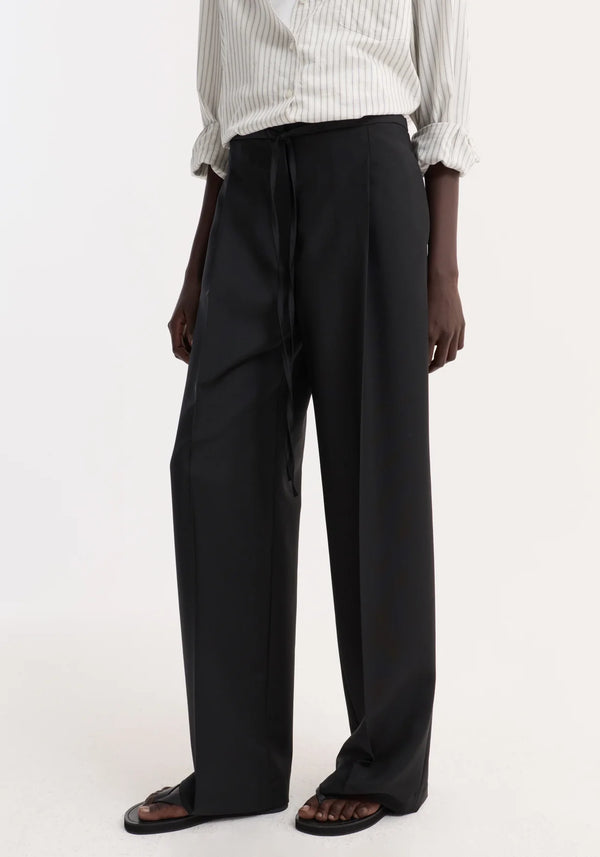 Relaxed Drawstring Trousers: Black