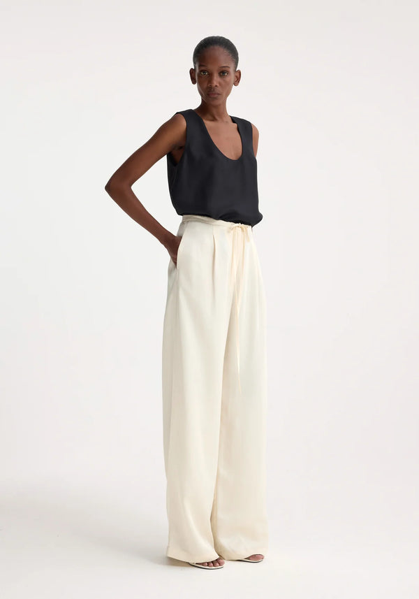 RELAXED DRAWSTRING TROUSERS: PEARL