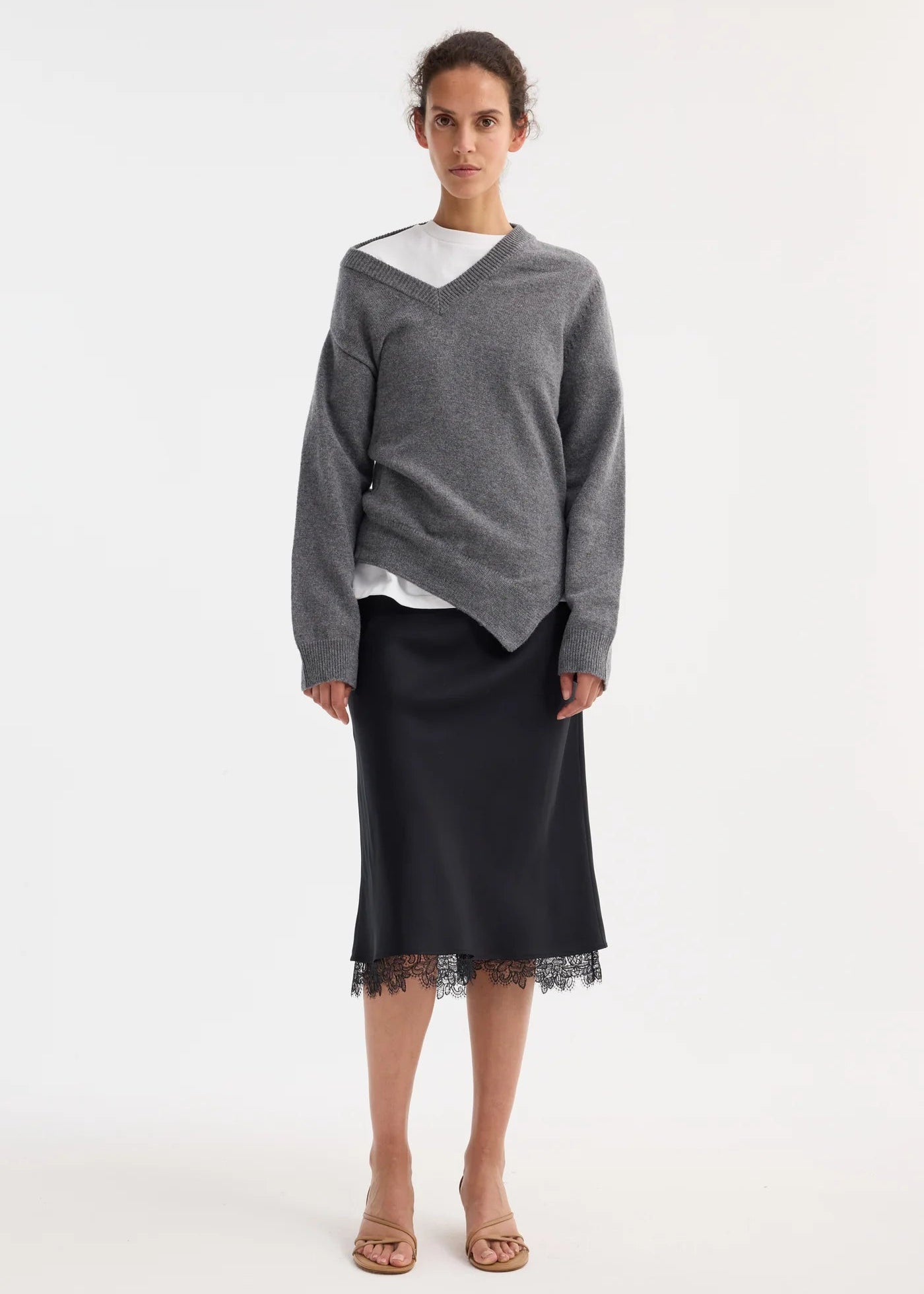 LACE TRIMMED SILK SKIRT: BLACK