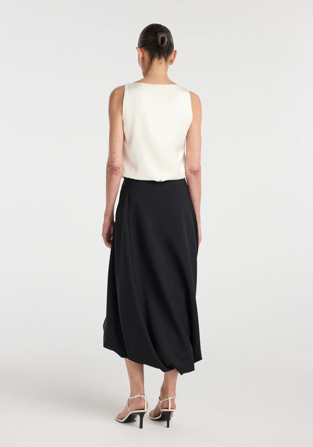 twisted skirt: black