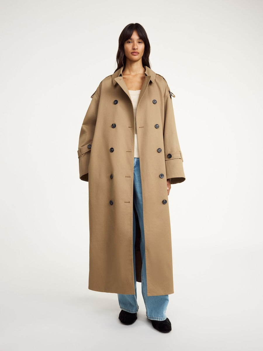 ALAYA TRENCH COAT: FOSSIL