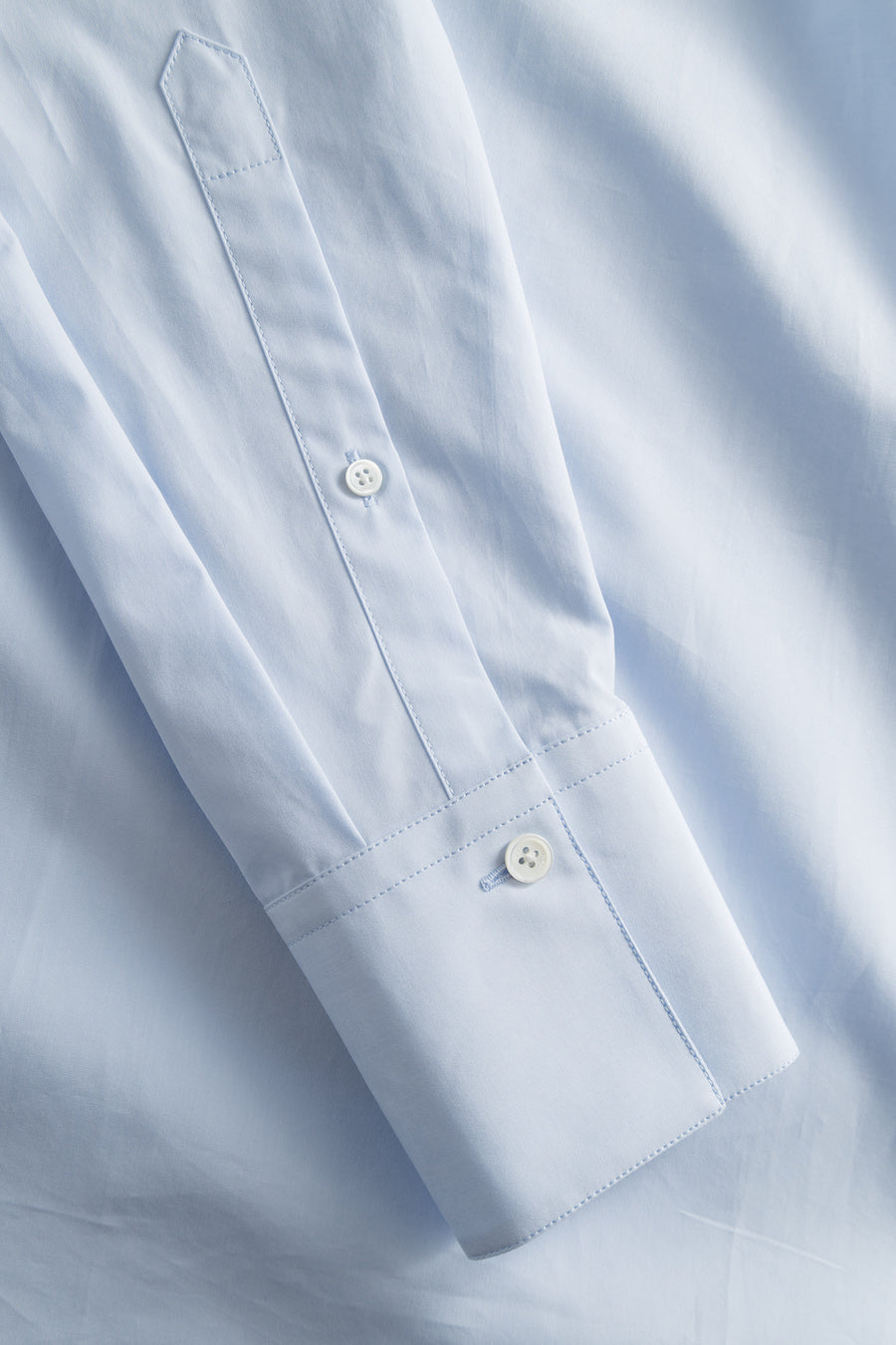 BERTINE SHIRT: LIGHT BLUE