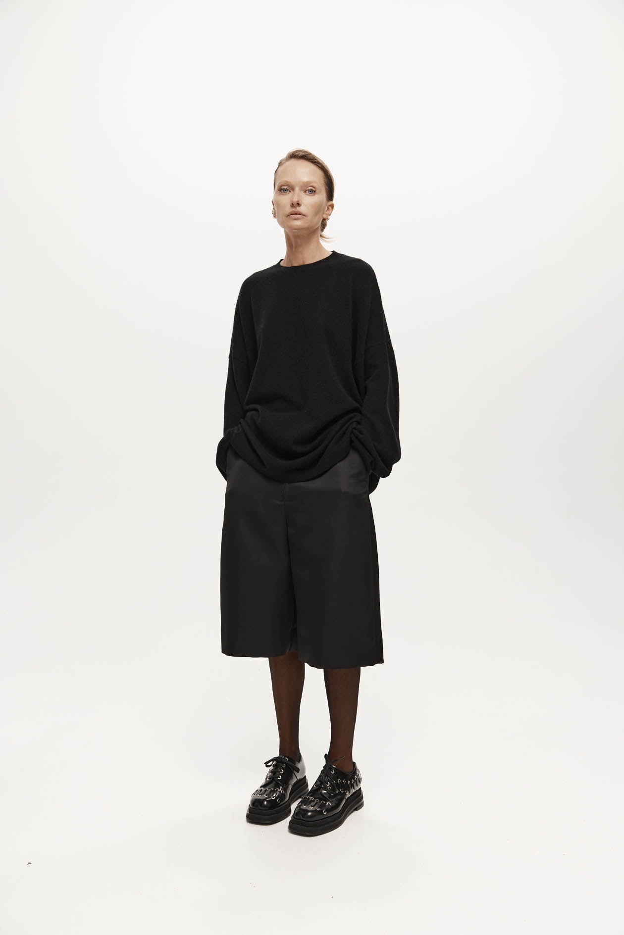GIBSON KNIT: BLACK