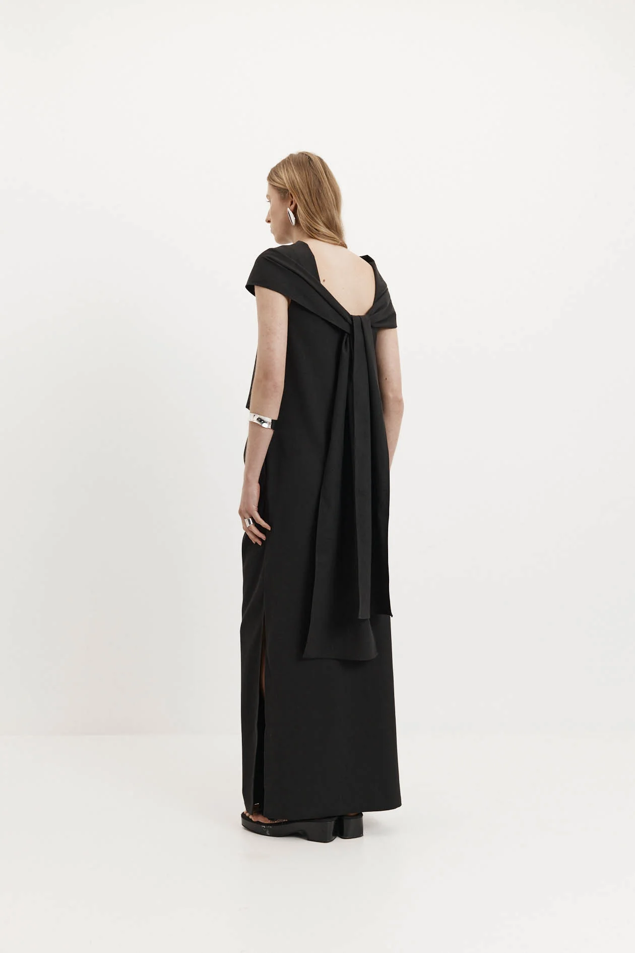 Laro Dress Summer Suiting: Black