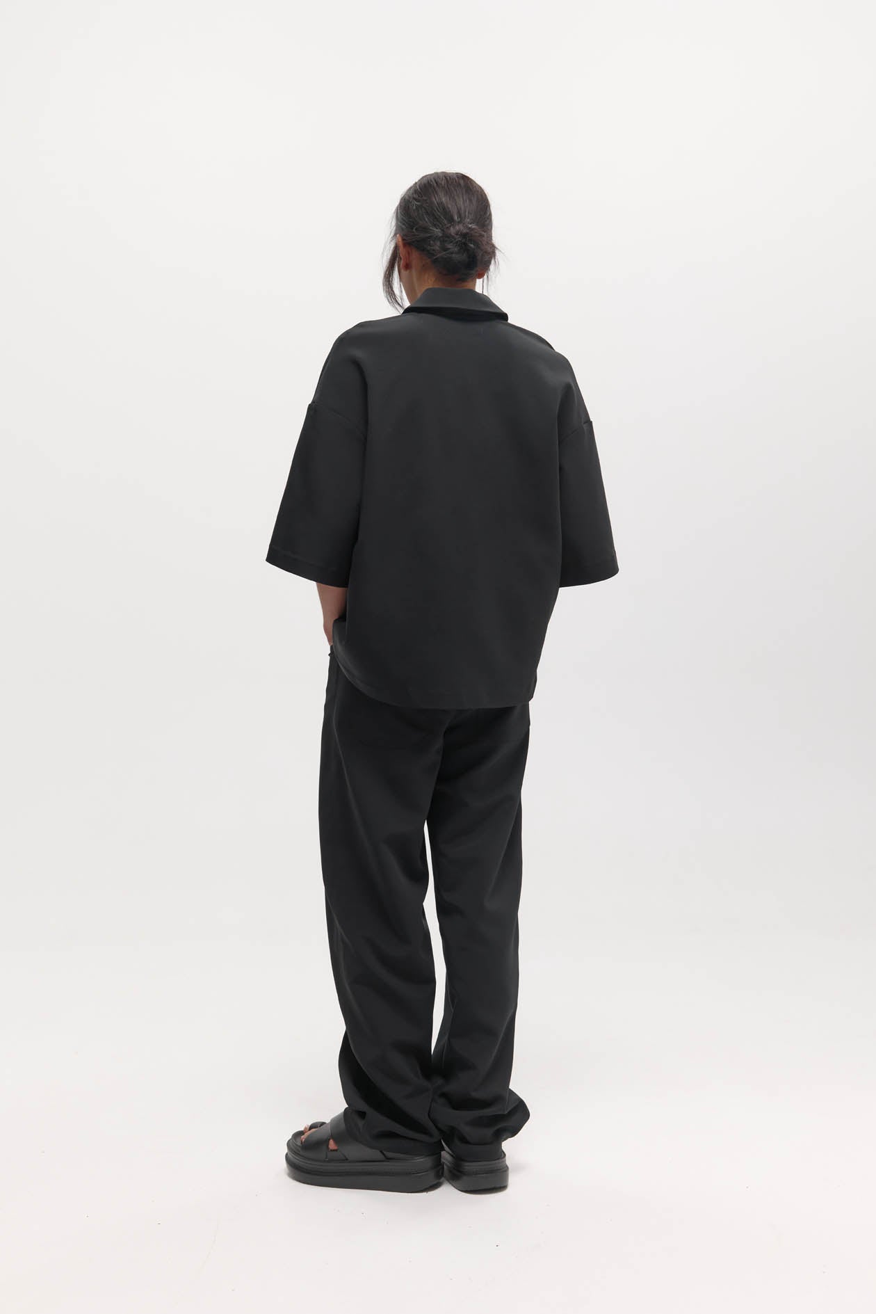 Short Sleeve Orwell Polo: Black Sorona