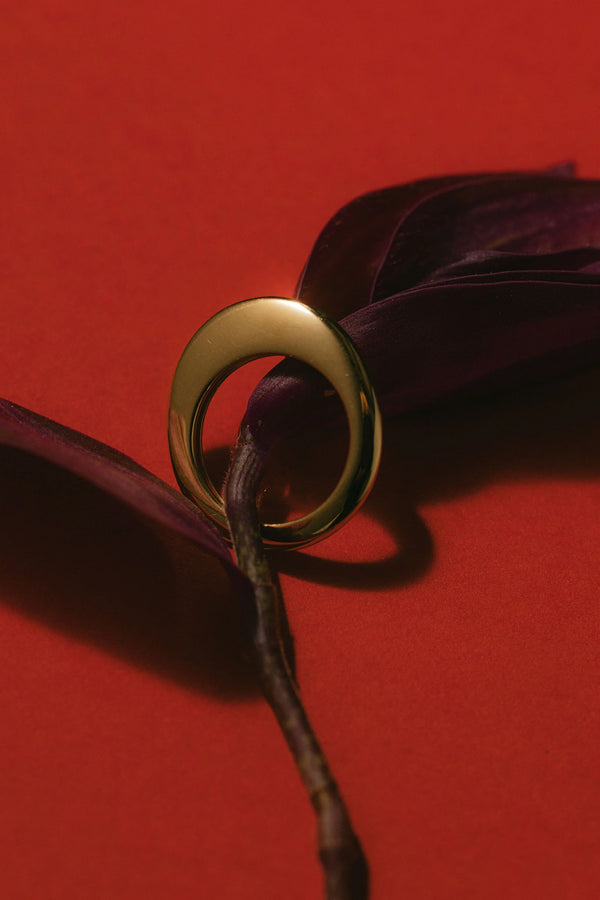 Whisper Ring: Gold