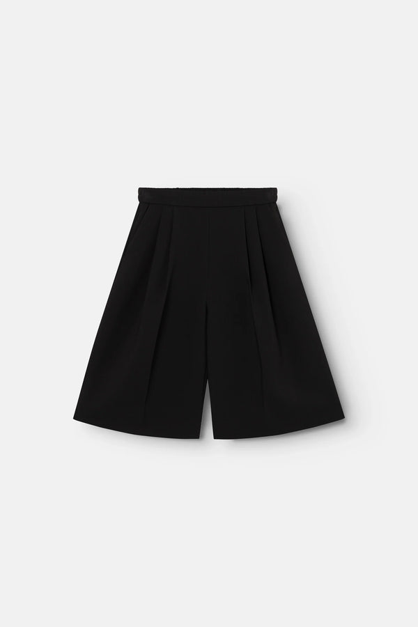 Lainey Shorts: Black