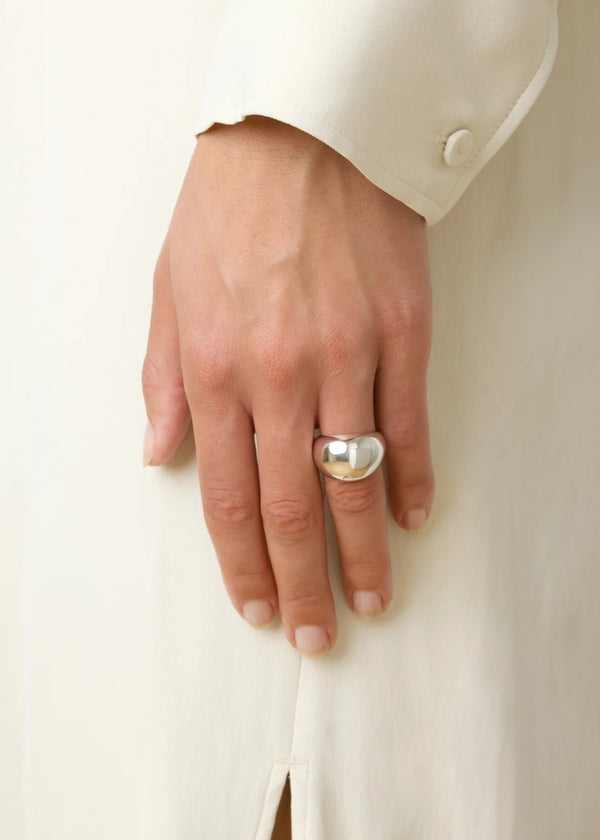 THE LEAH RING: SILVER