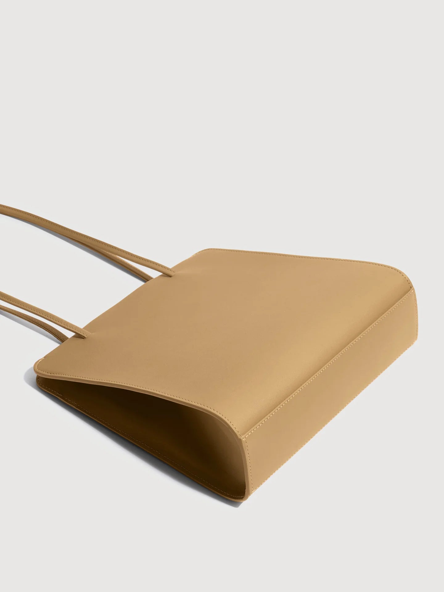 LISSE BAG: CHAI DOUBLE TANNED LEATHER
