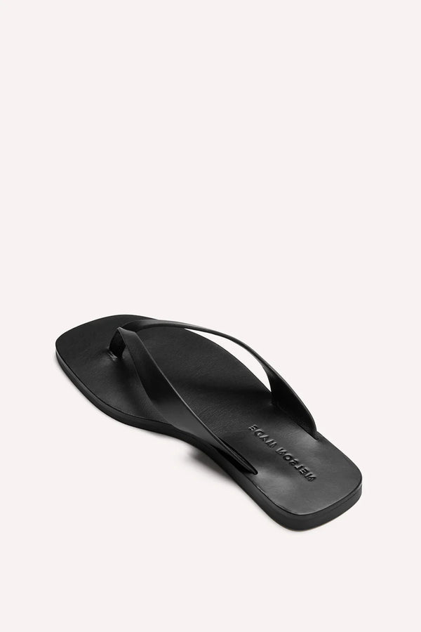 Otto Sandal: Black