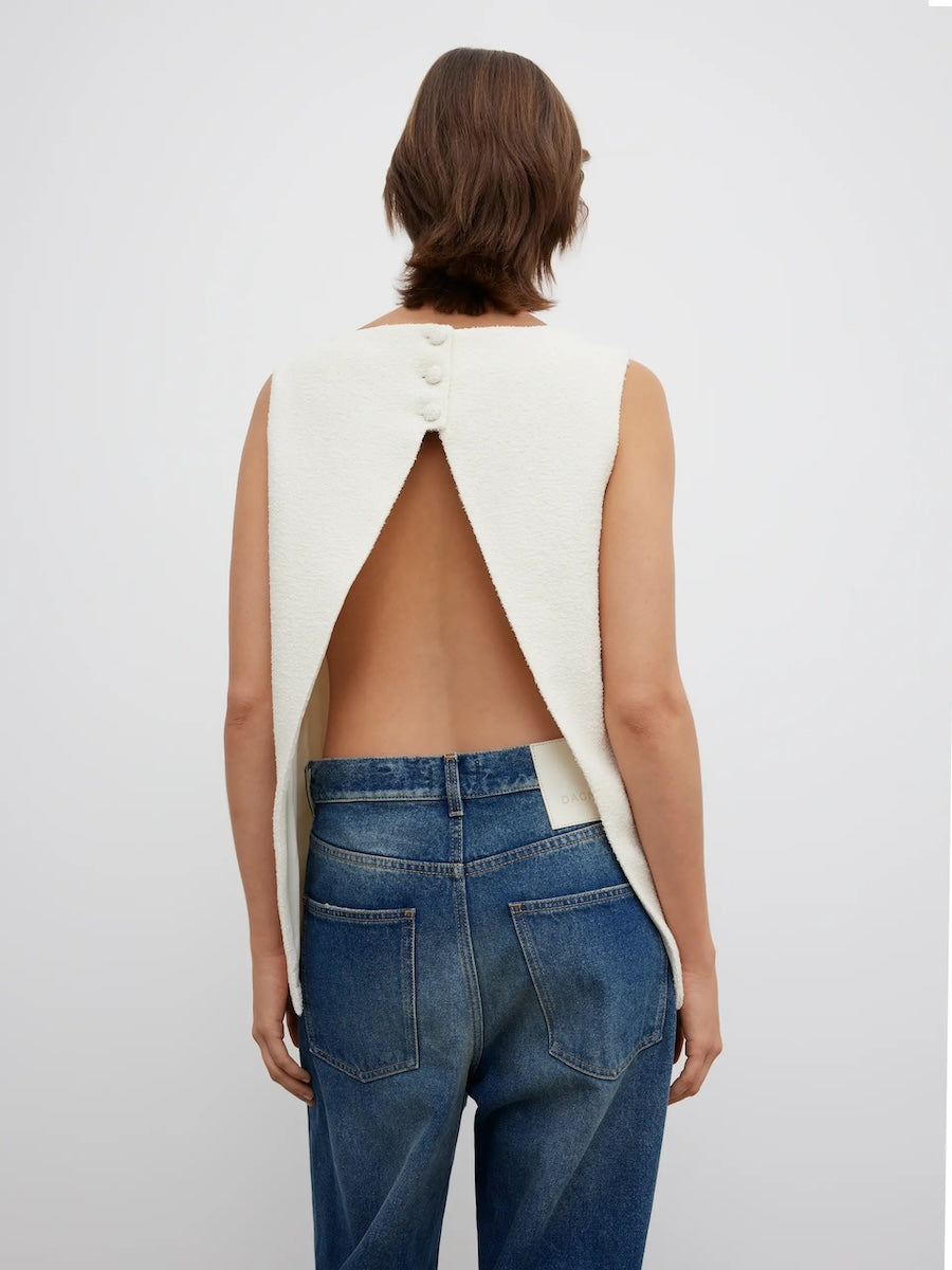 OPEN BACK BOUCLE TOP: CREAM WHITE