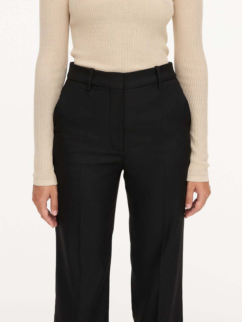 Igda Straight-Leg Trousers: Black