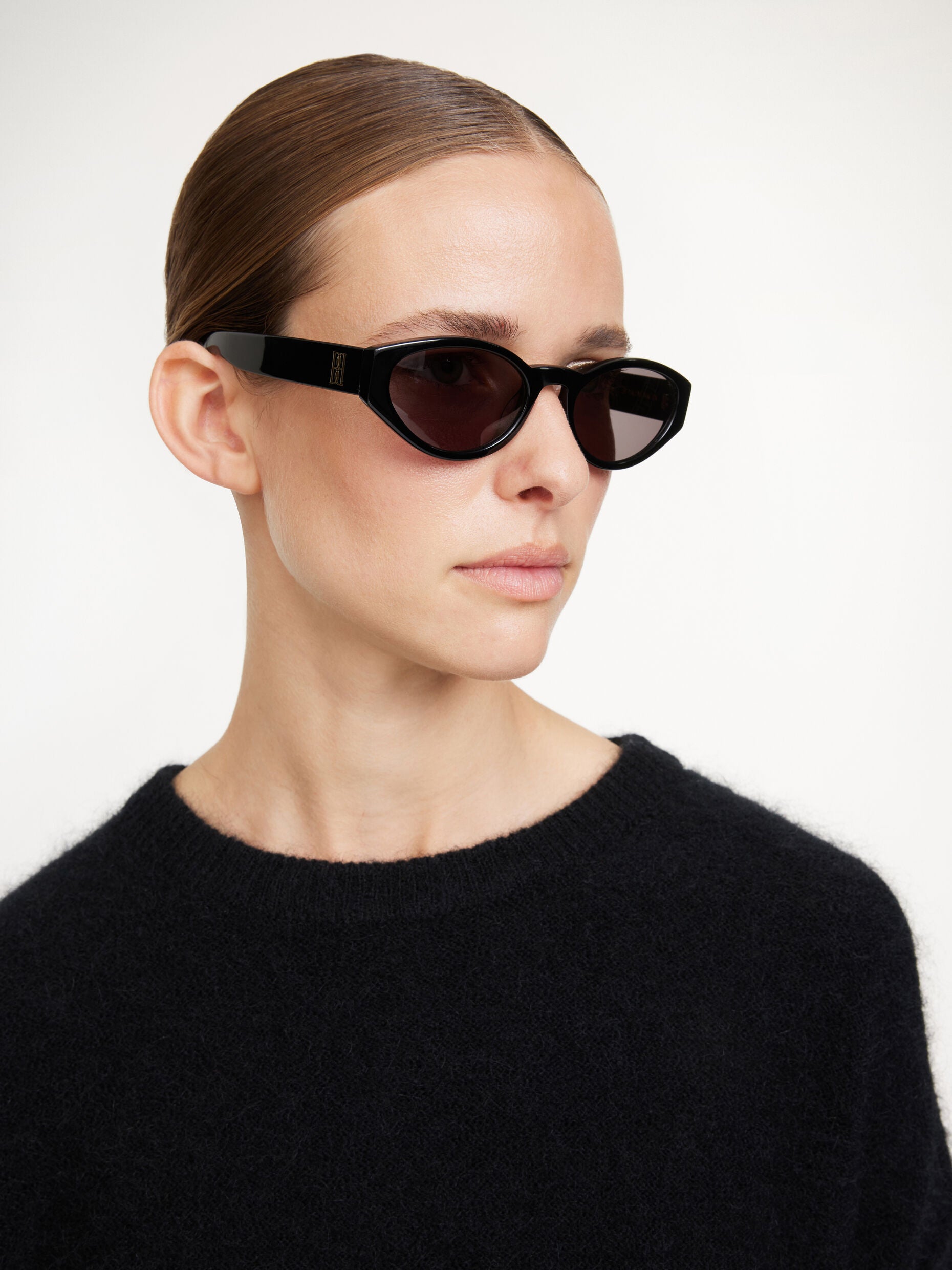 MYLA SUNGLASSES : BLACK