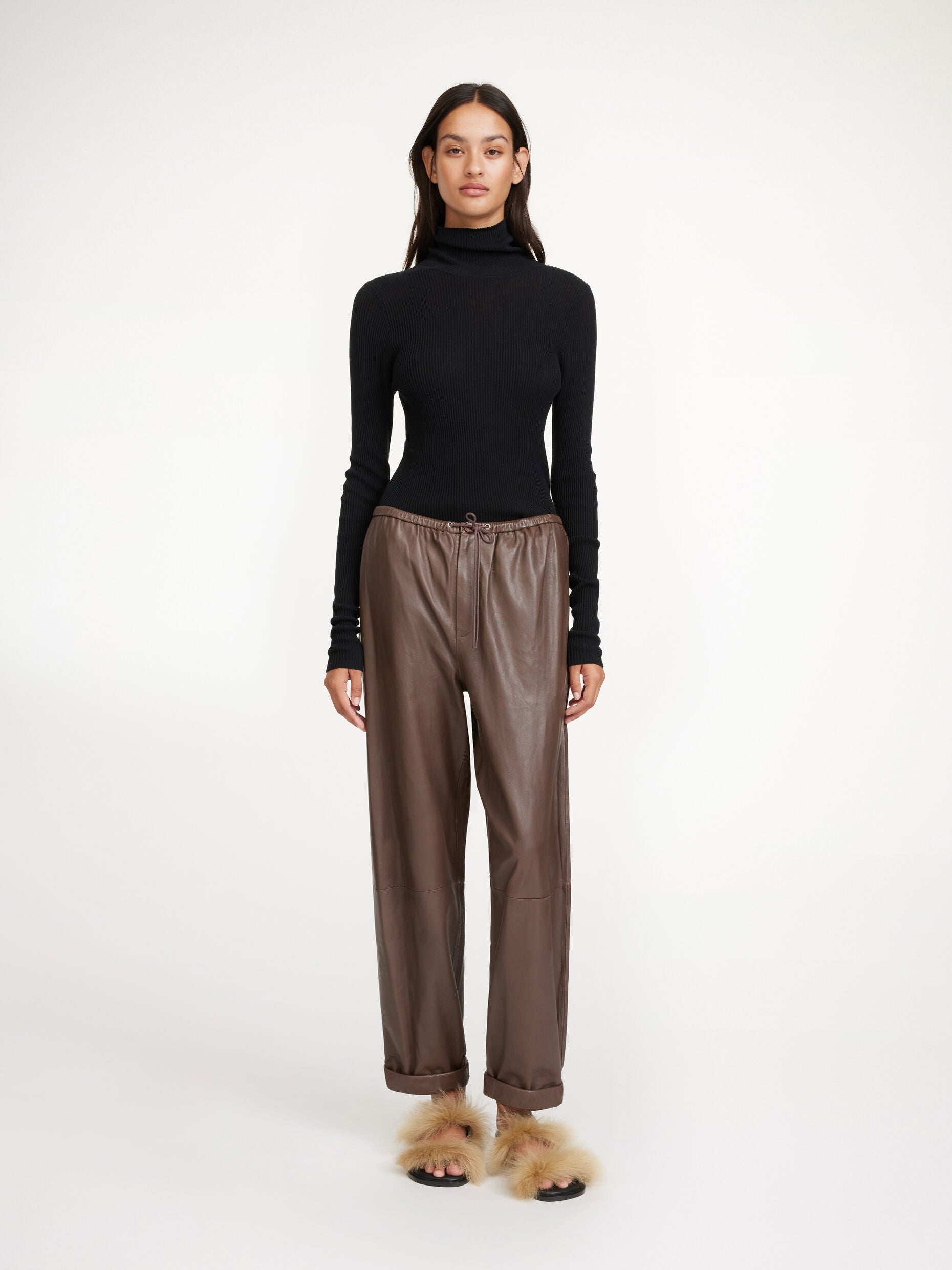 Joanni leather trousers: warm brown