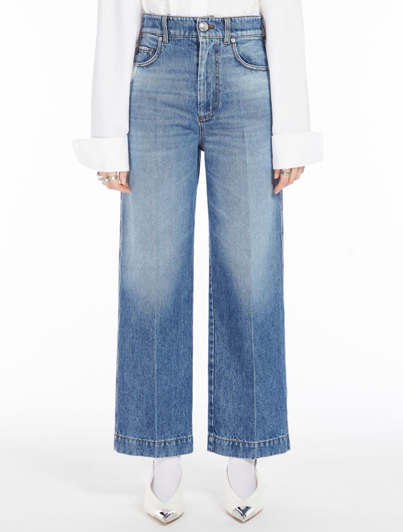 High-Waisted Cropped Jeans: Denim