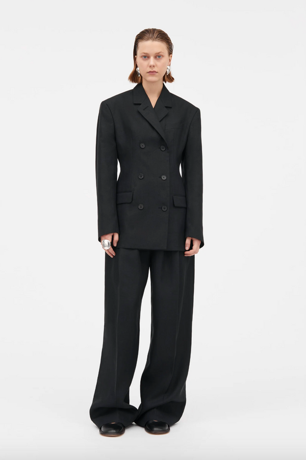 JOLIE BLAZER: BLACK LINEN