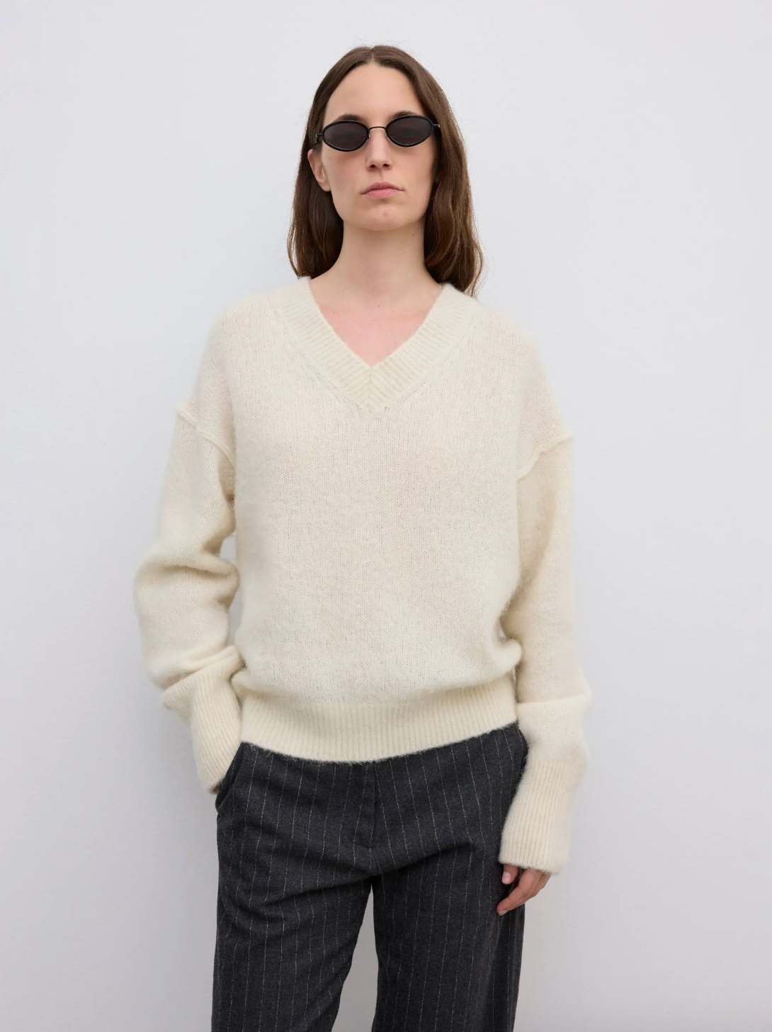V-Neck Alpaca Knit: Off-White