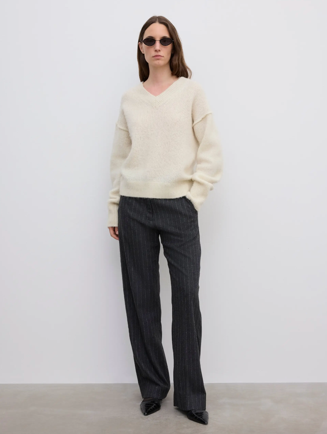 V-Neck Alpaca Knit: Off-White
