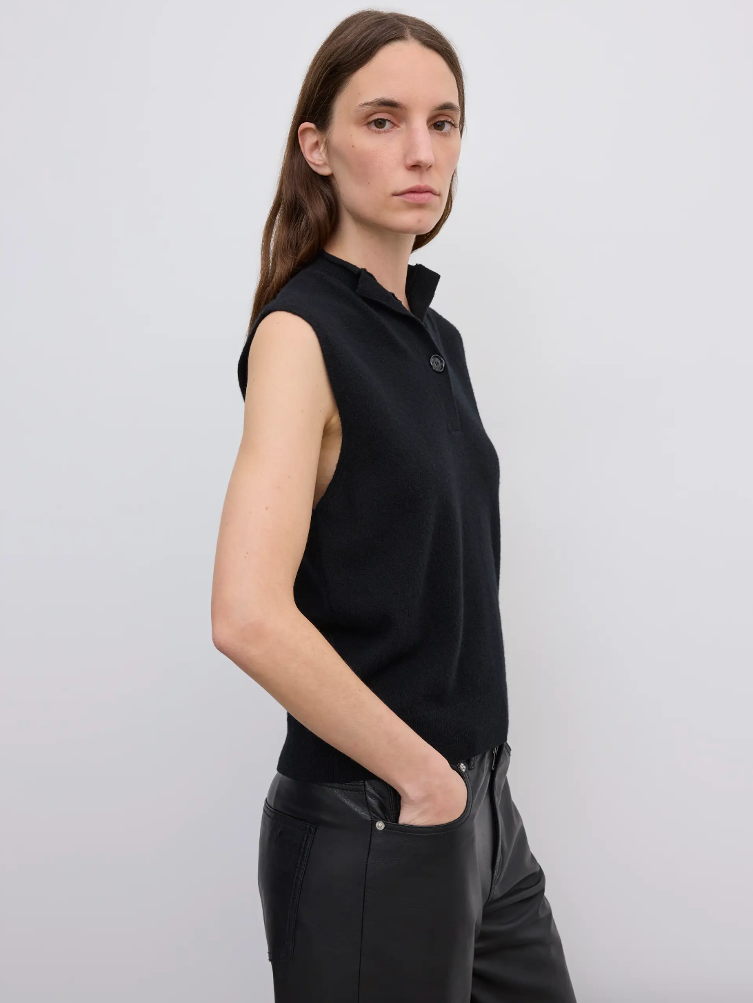 Sleeveless Knit Top Cashmere Blend: Black