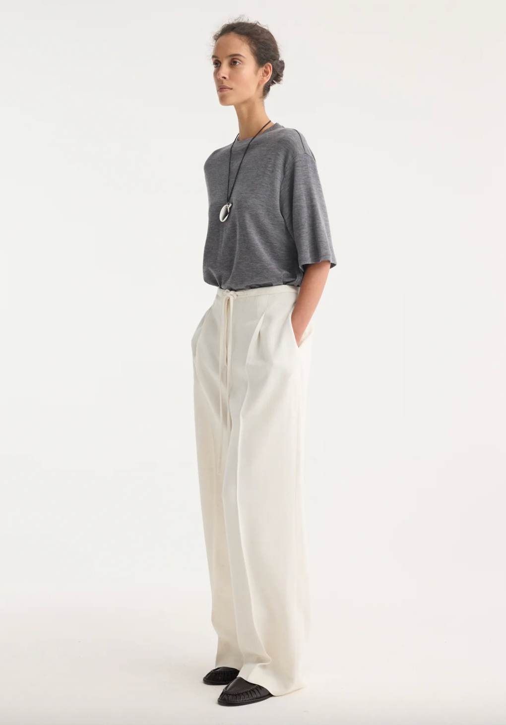 oversized soft merino t-shirt: mid grey melange