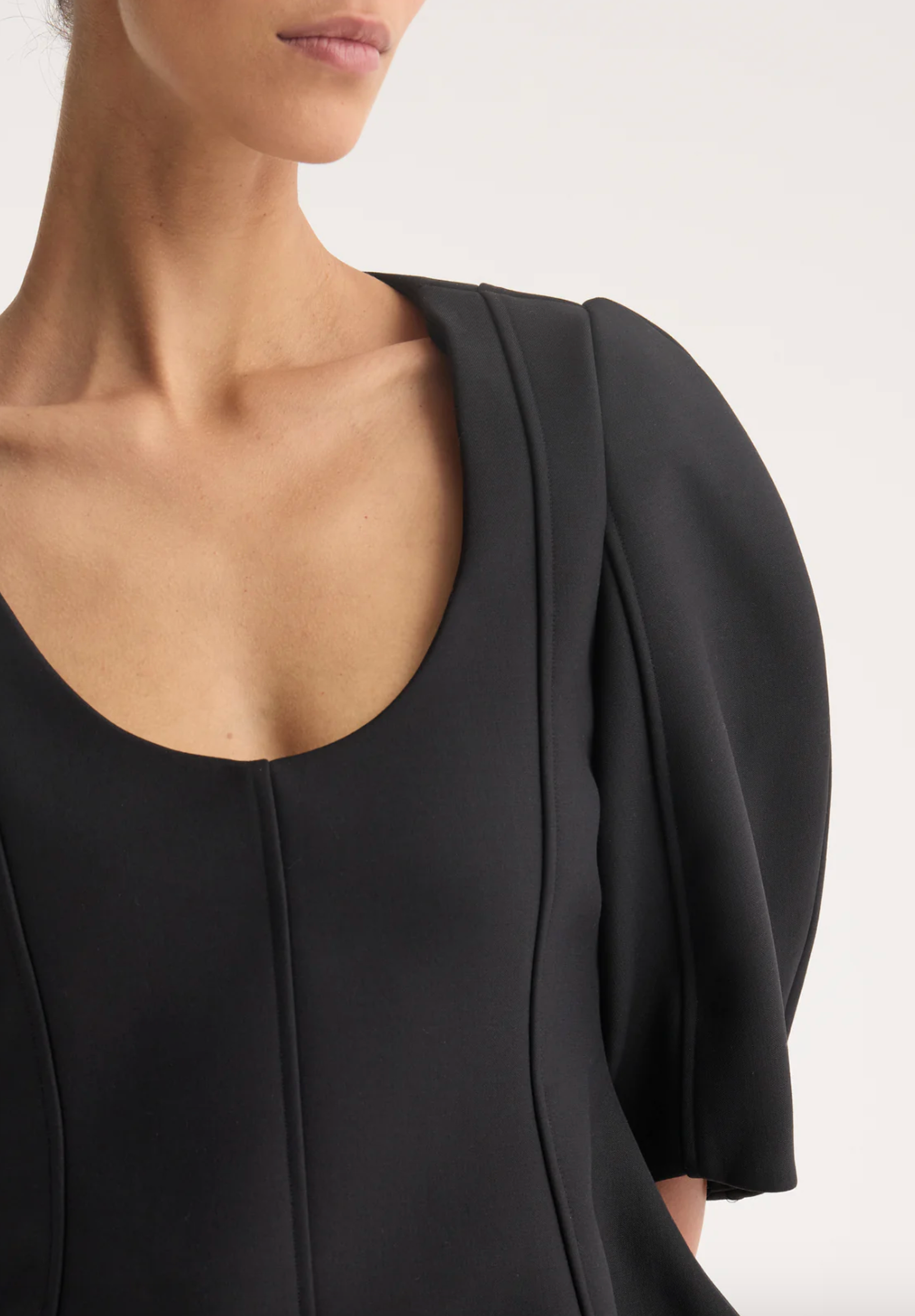 sculptural top: black